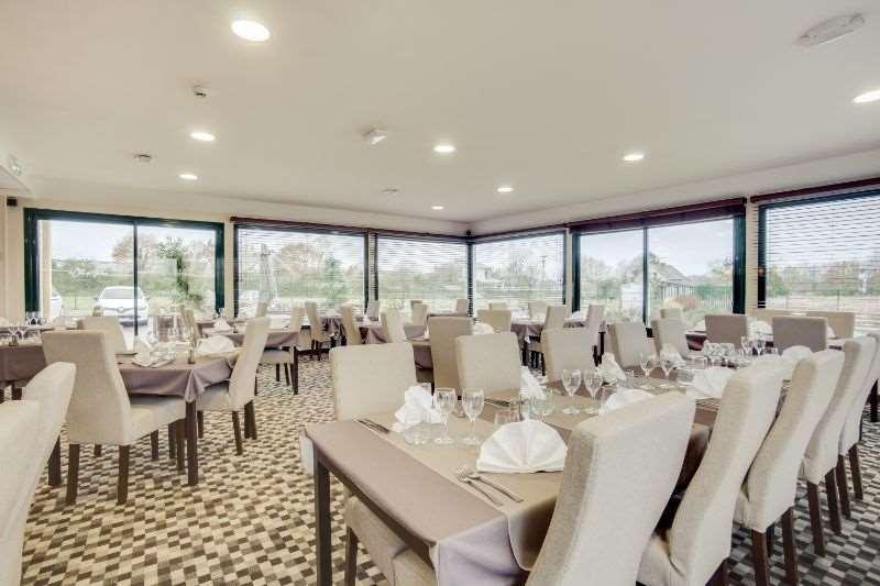 Brit Hotel De La Cote Des Havres Lessay ร้านอาหาร รูปภาพ